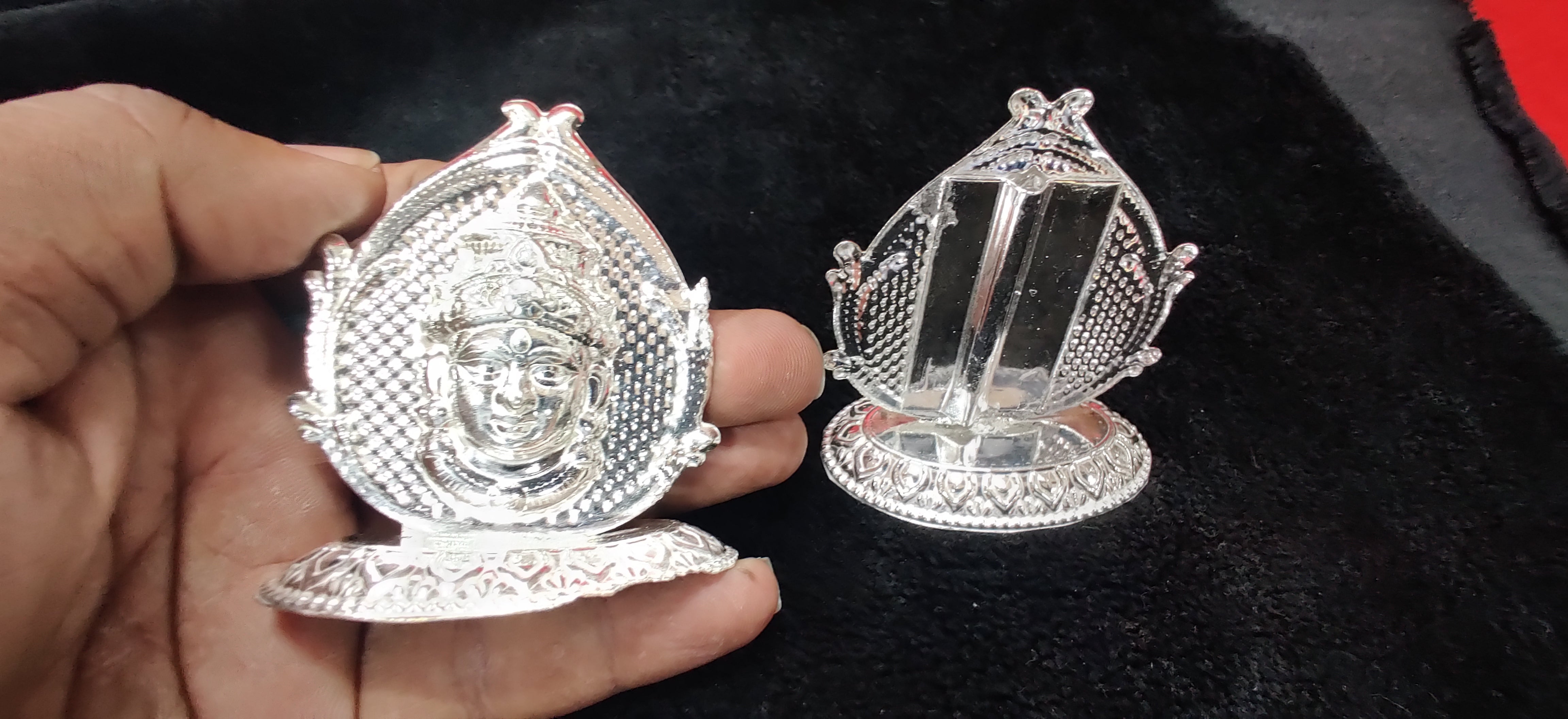 German Silver Aggarbathi Stand Pair