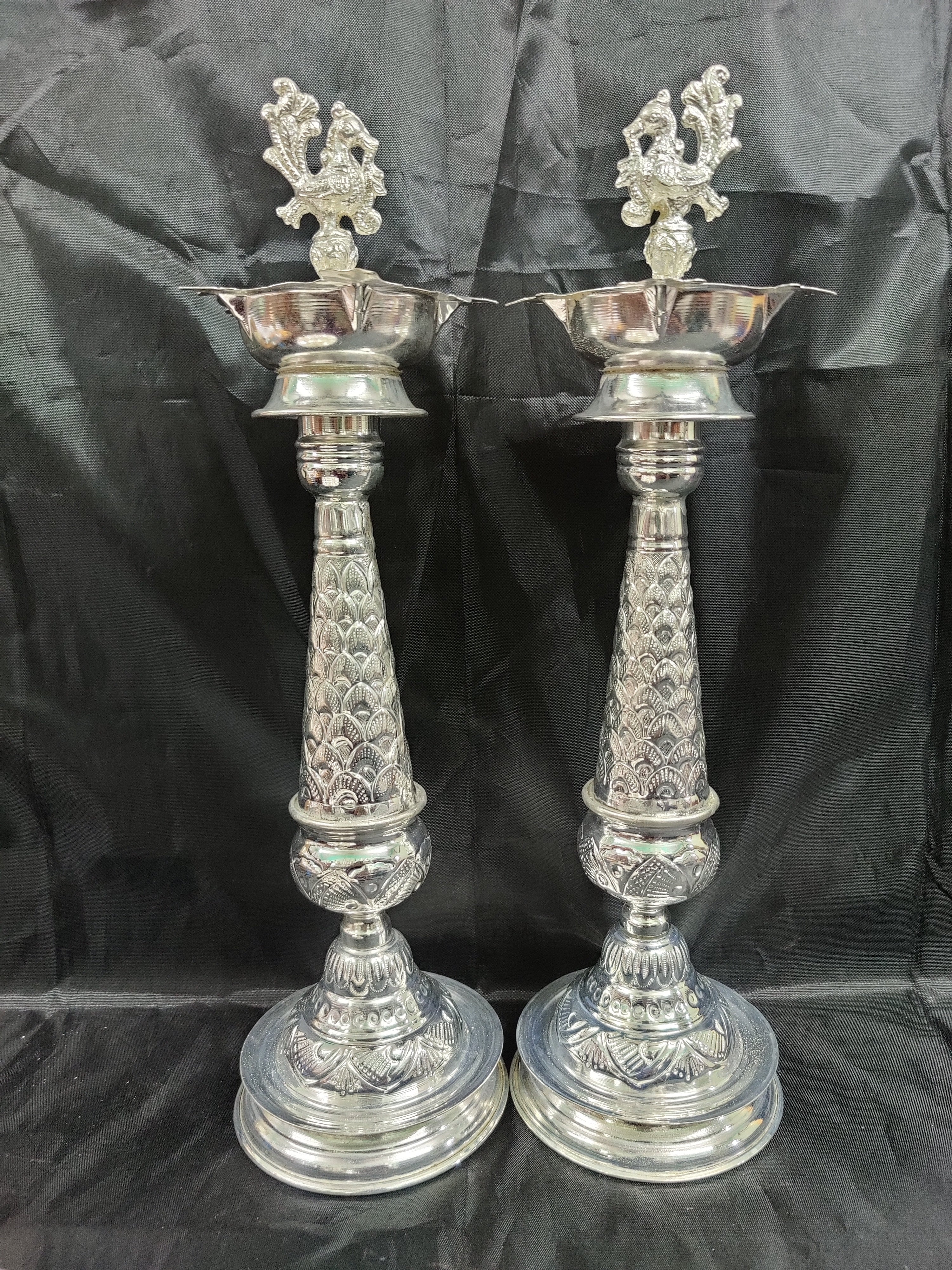 G S Fancy Design Diya 18" Pair