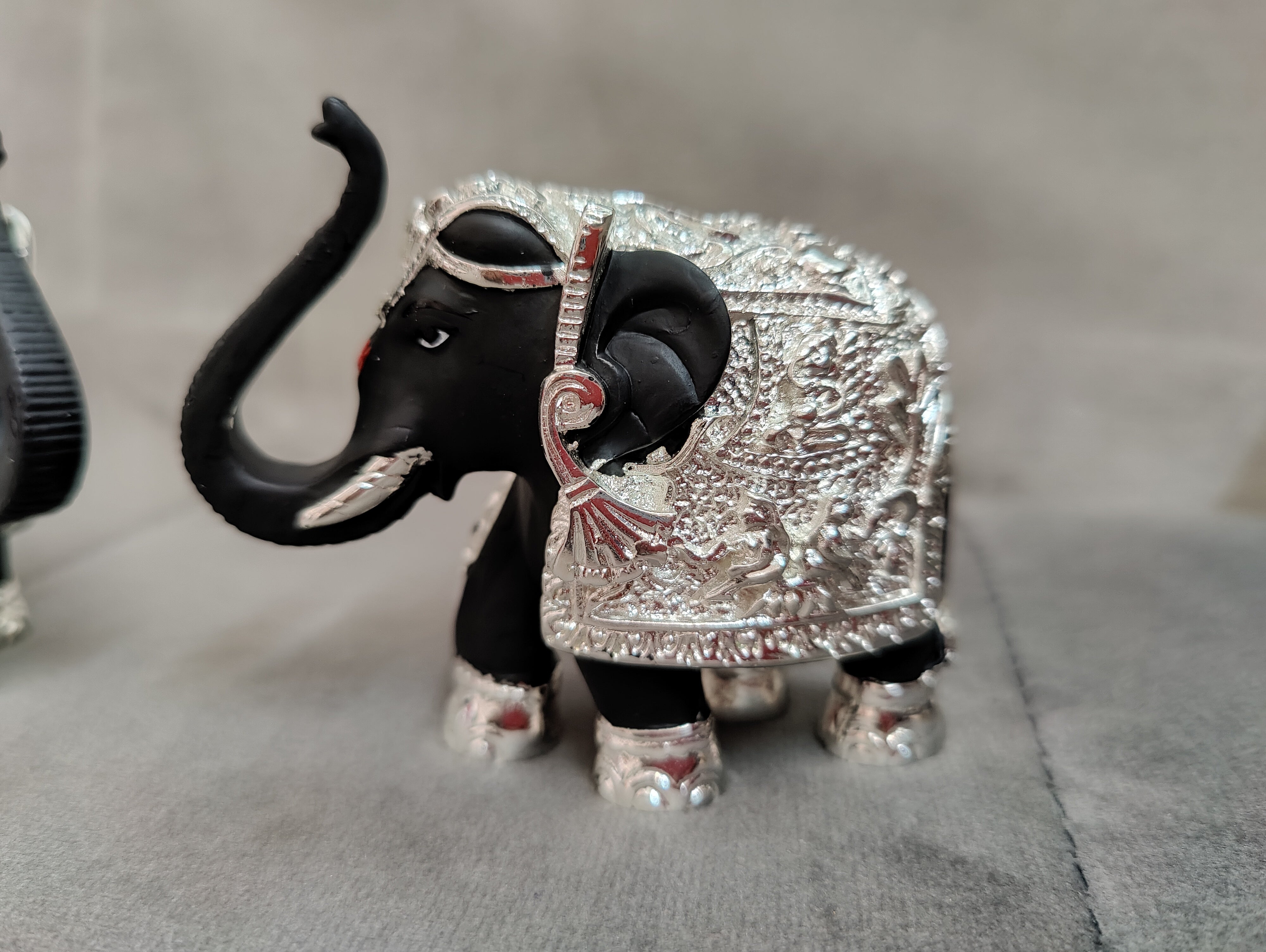Black Silver Coated Elephant 3" Pair