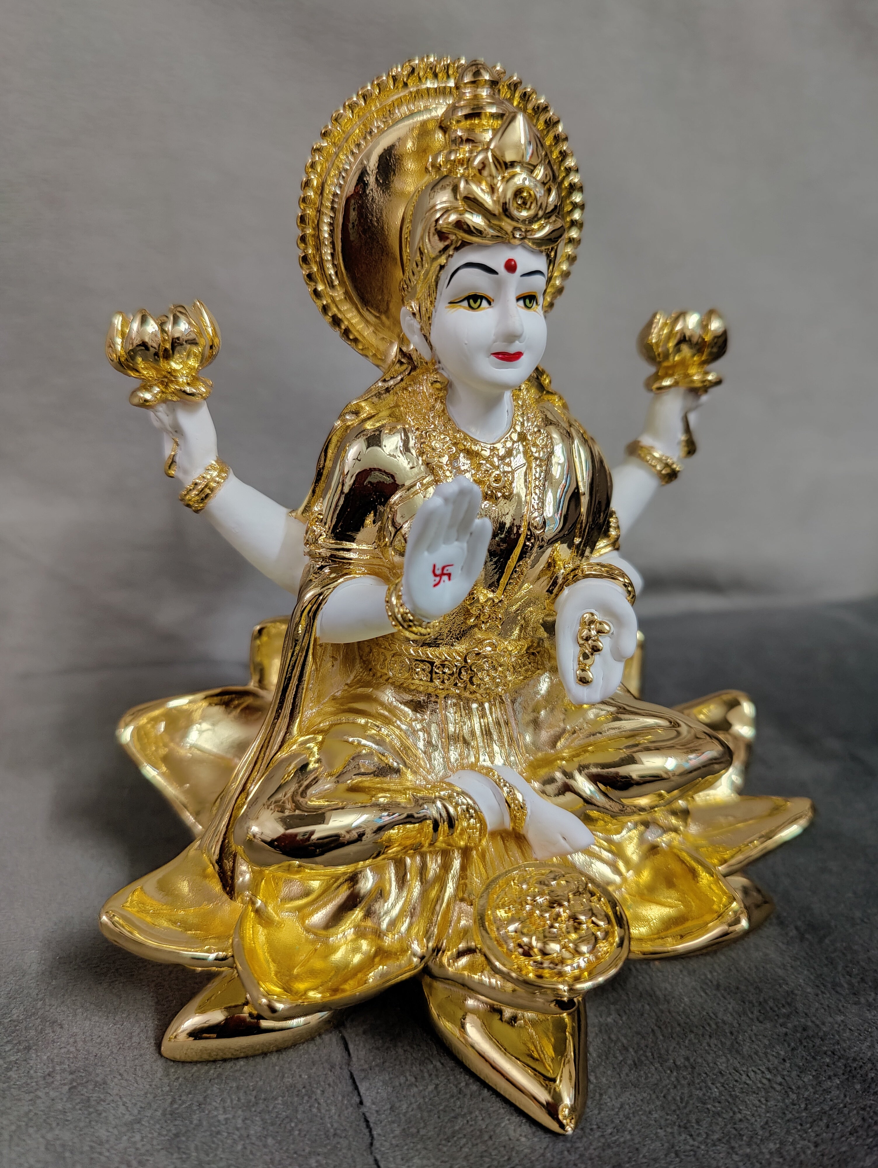 Lucky Lotus Lakshmi idol 5"