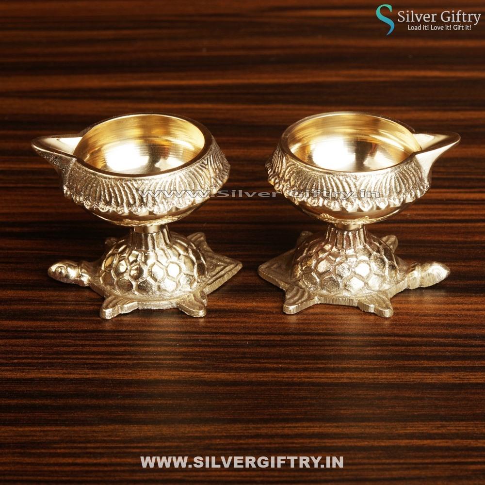 Kubera Deepa With Stand Pair | Silver Giftry | SGT20K398