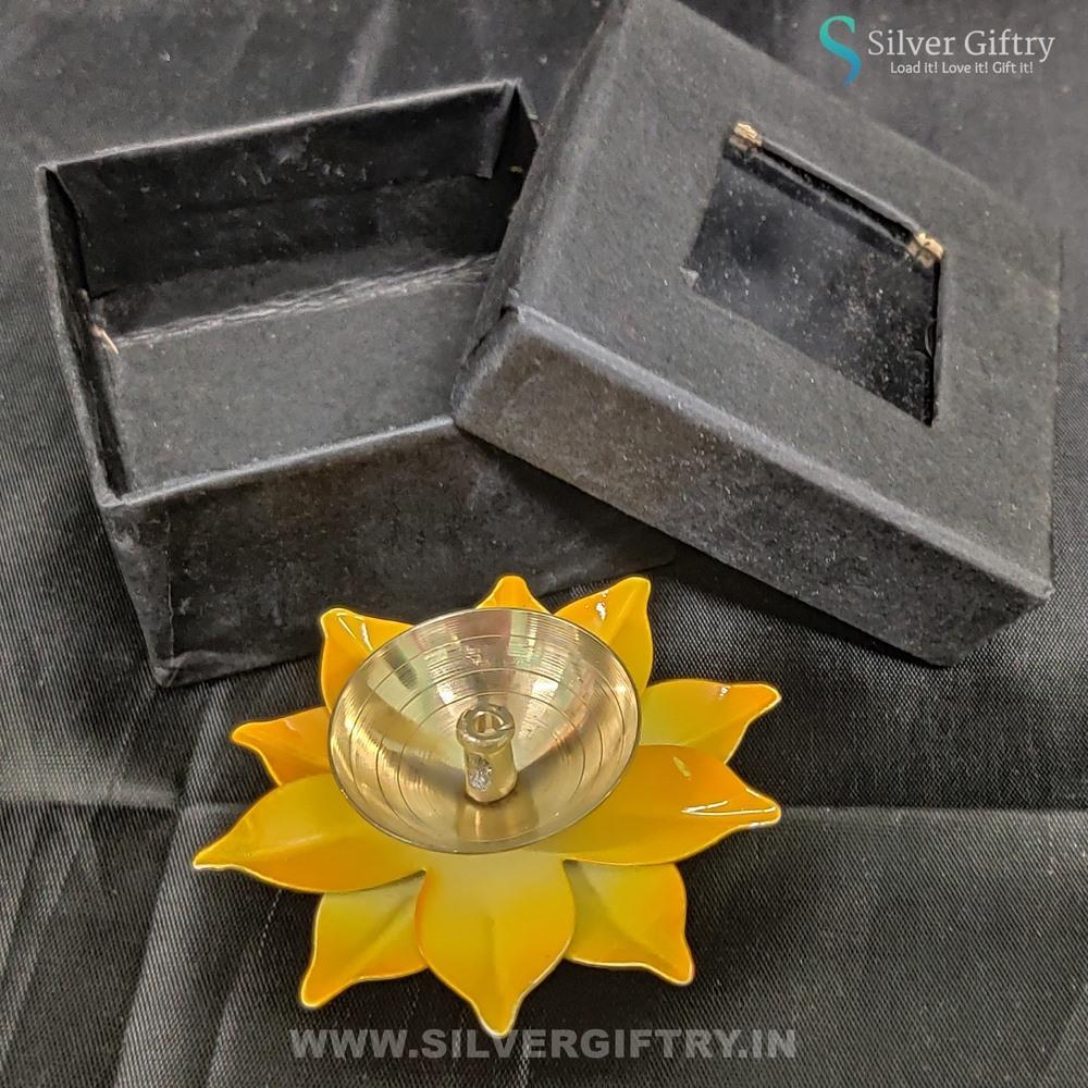Brass Antique Diya 3.5" (Yellow) | Silver Giftry | SGT20K573