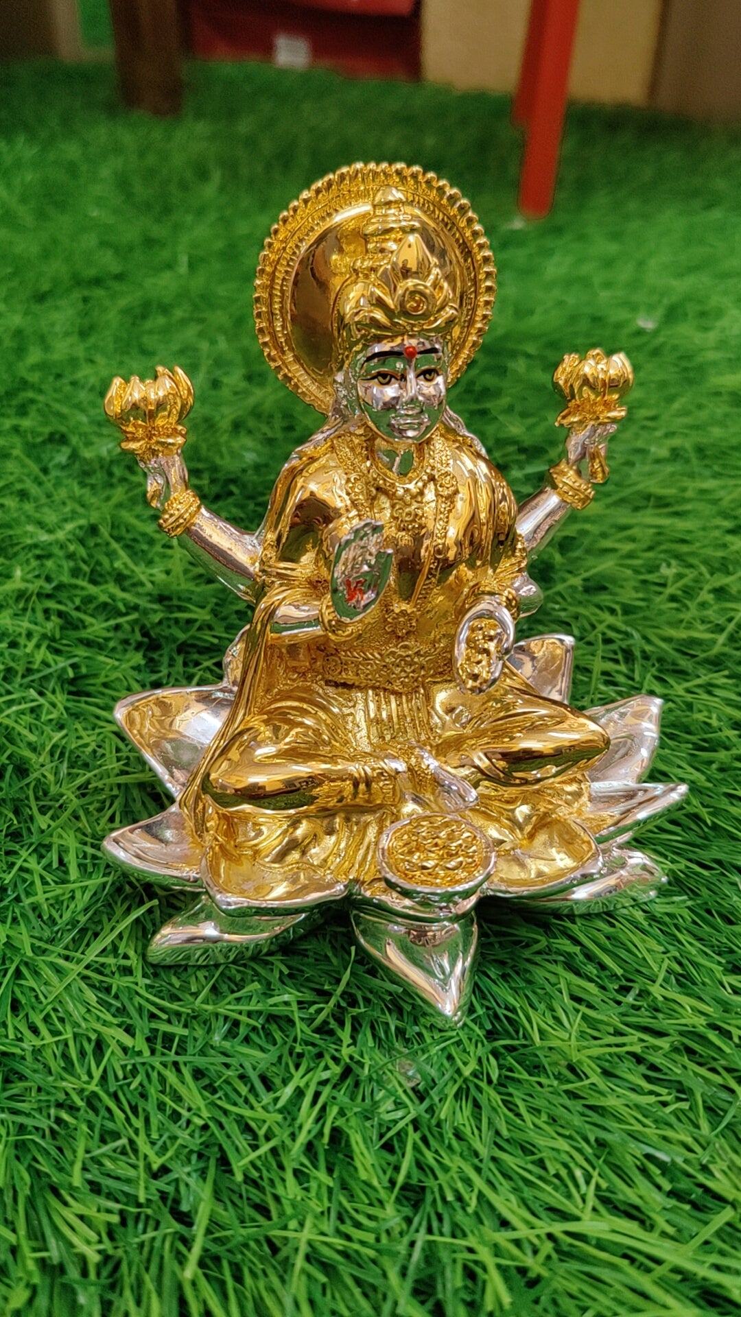 GS Gold and Silver Lotus Lakshmi Idol 4"