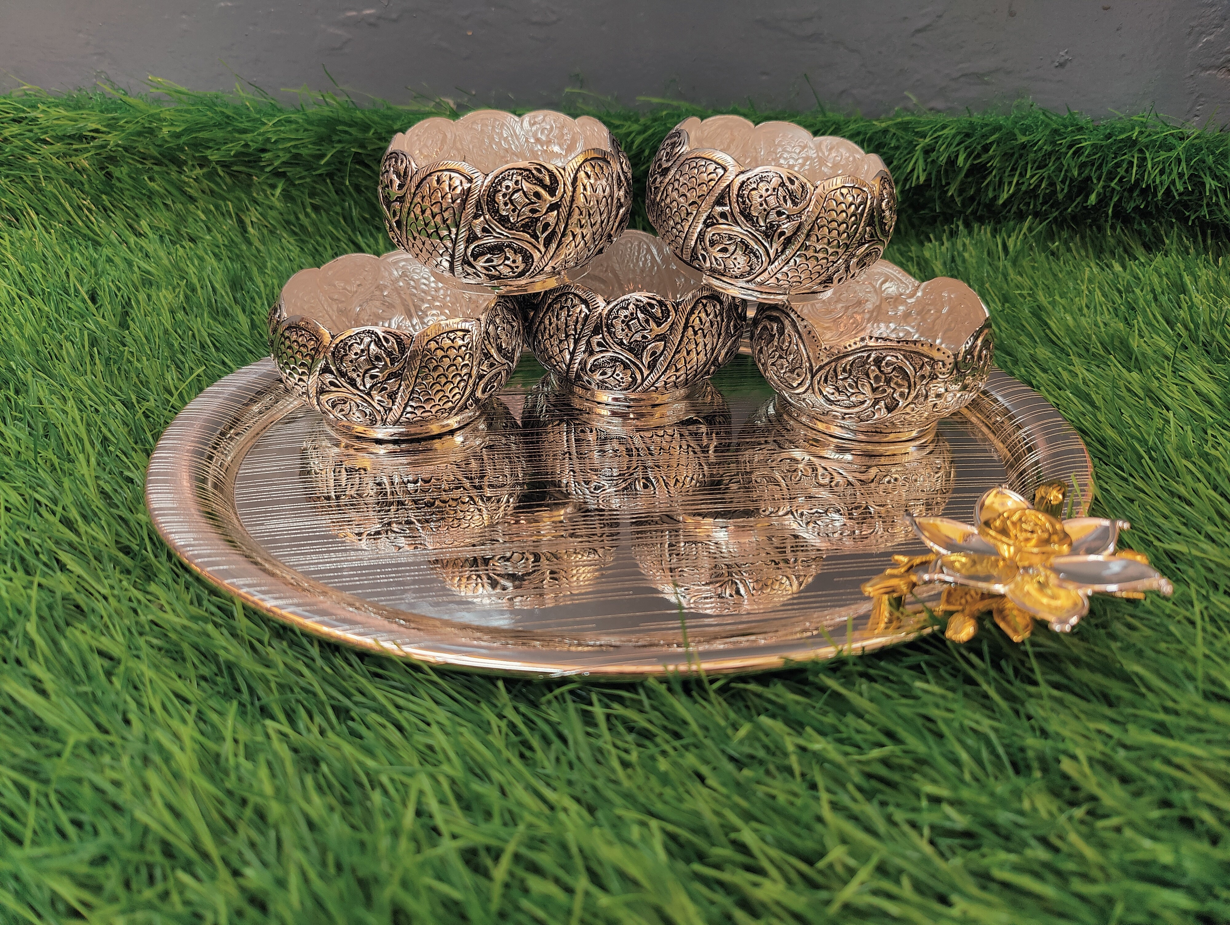 GS Imported tray with Antique Kum Kum bowls combo