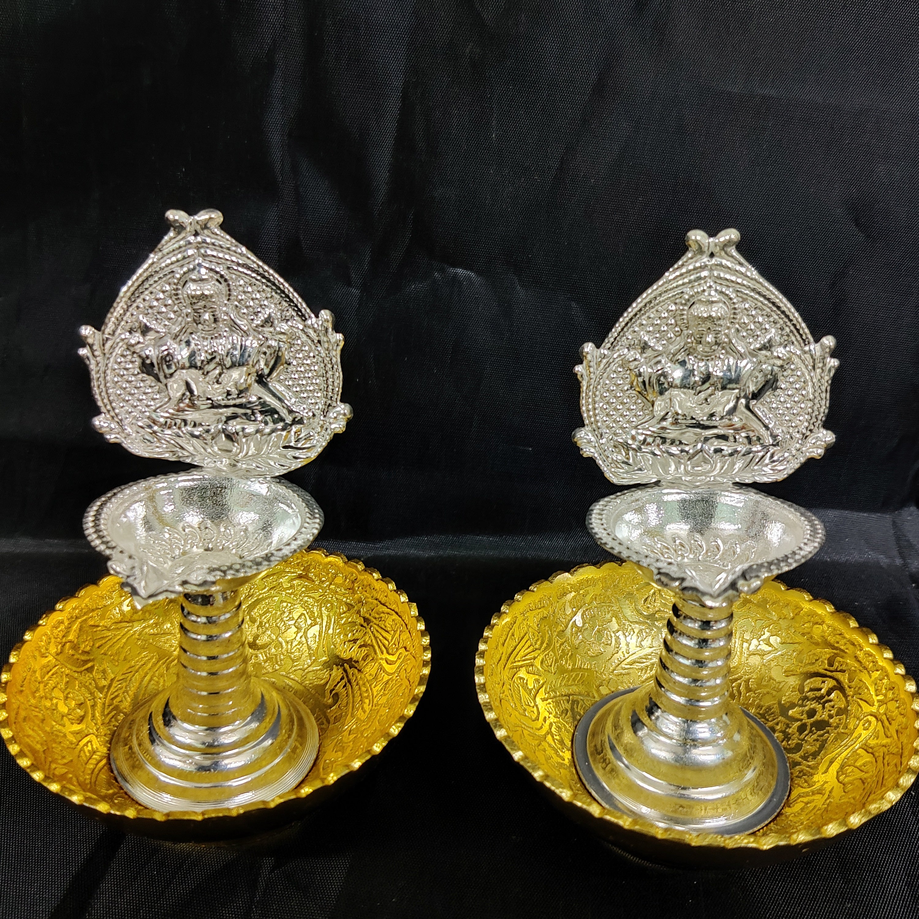 G S Lakshmi Diya With 4" Bowls