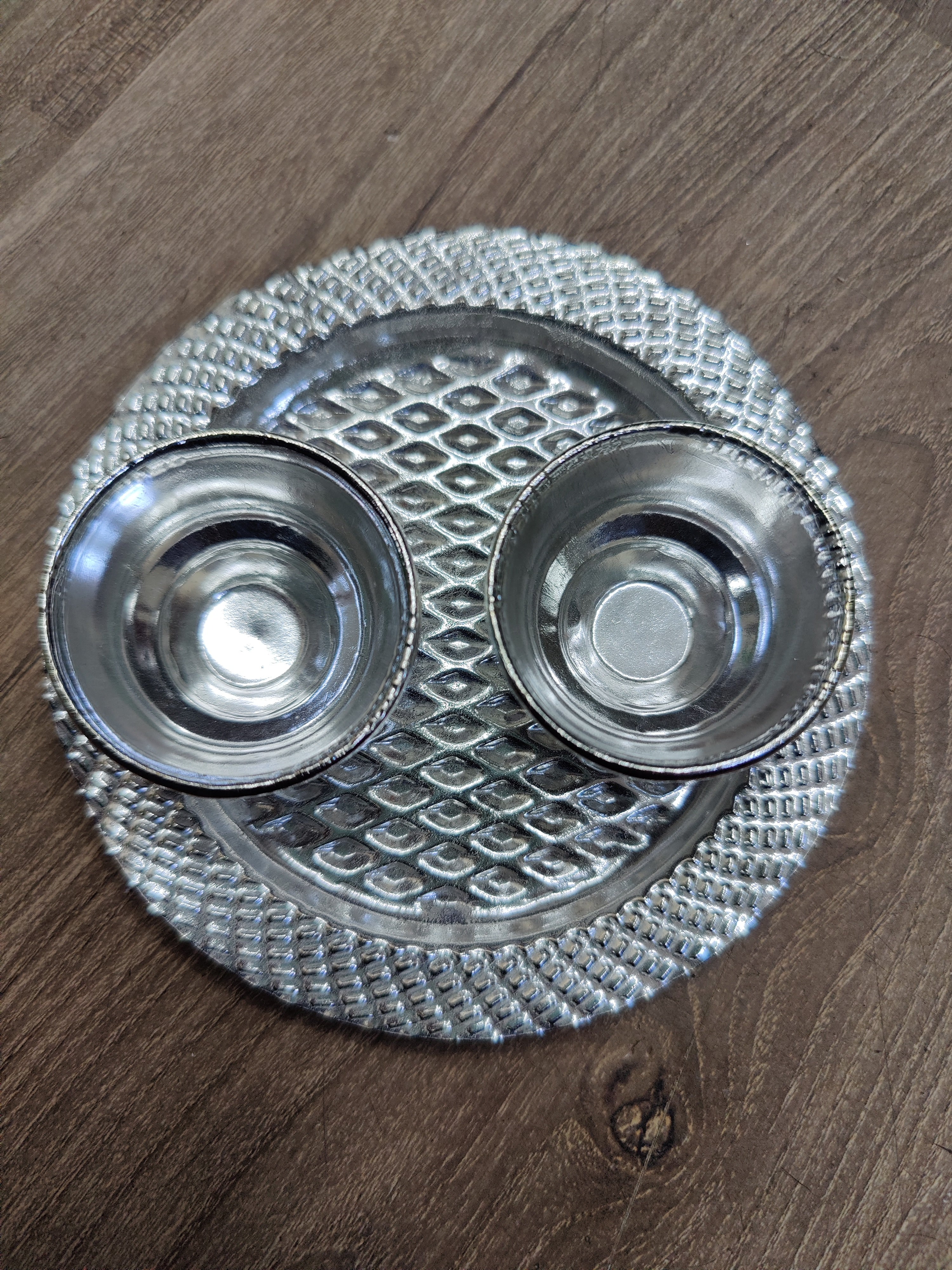 G S Kum Kum Platter 4"