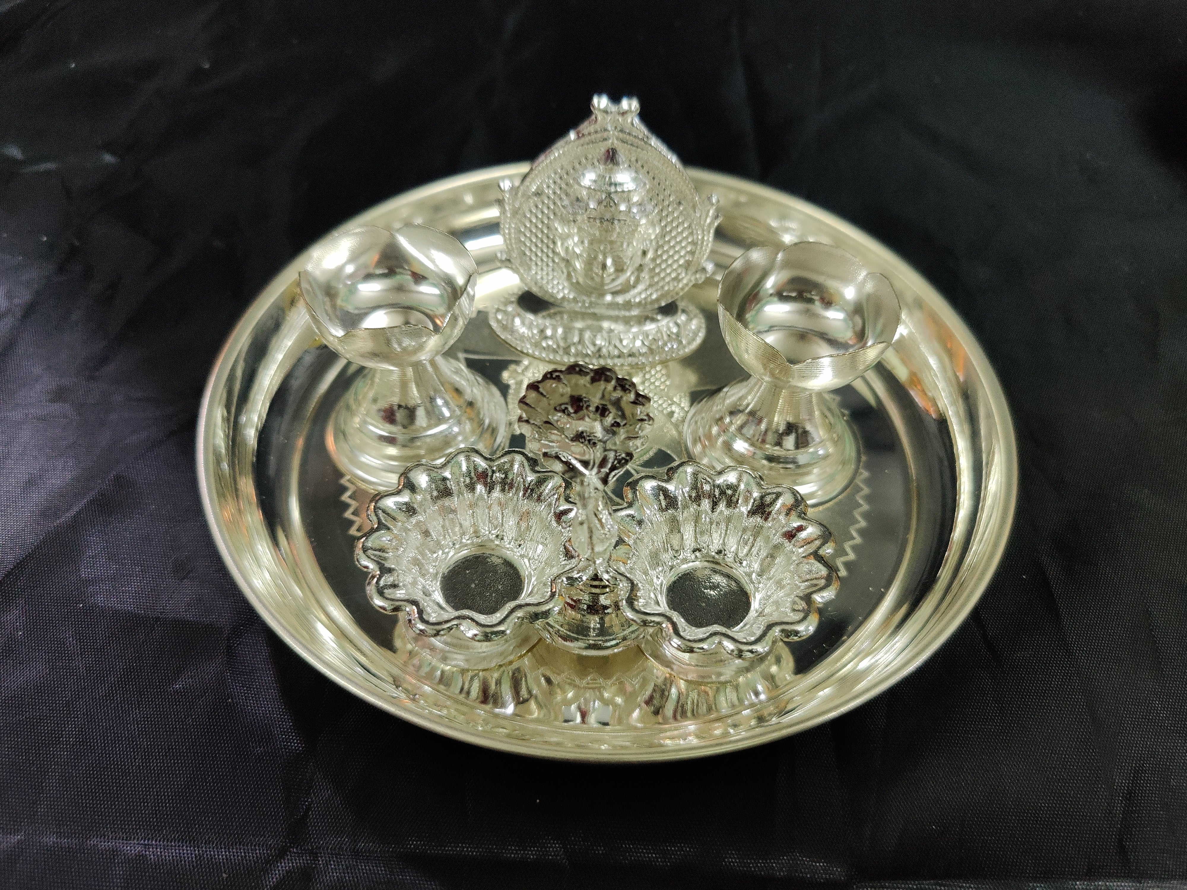 German Silver Harthi Set With Lakshmi Agarbatti Stand