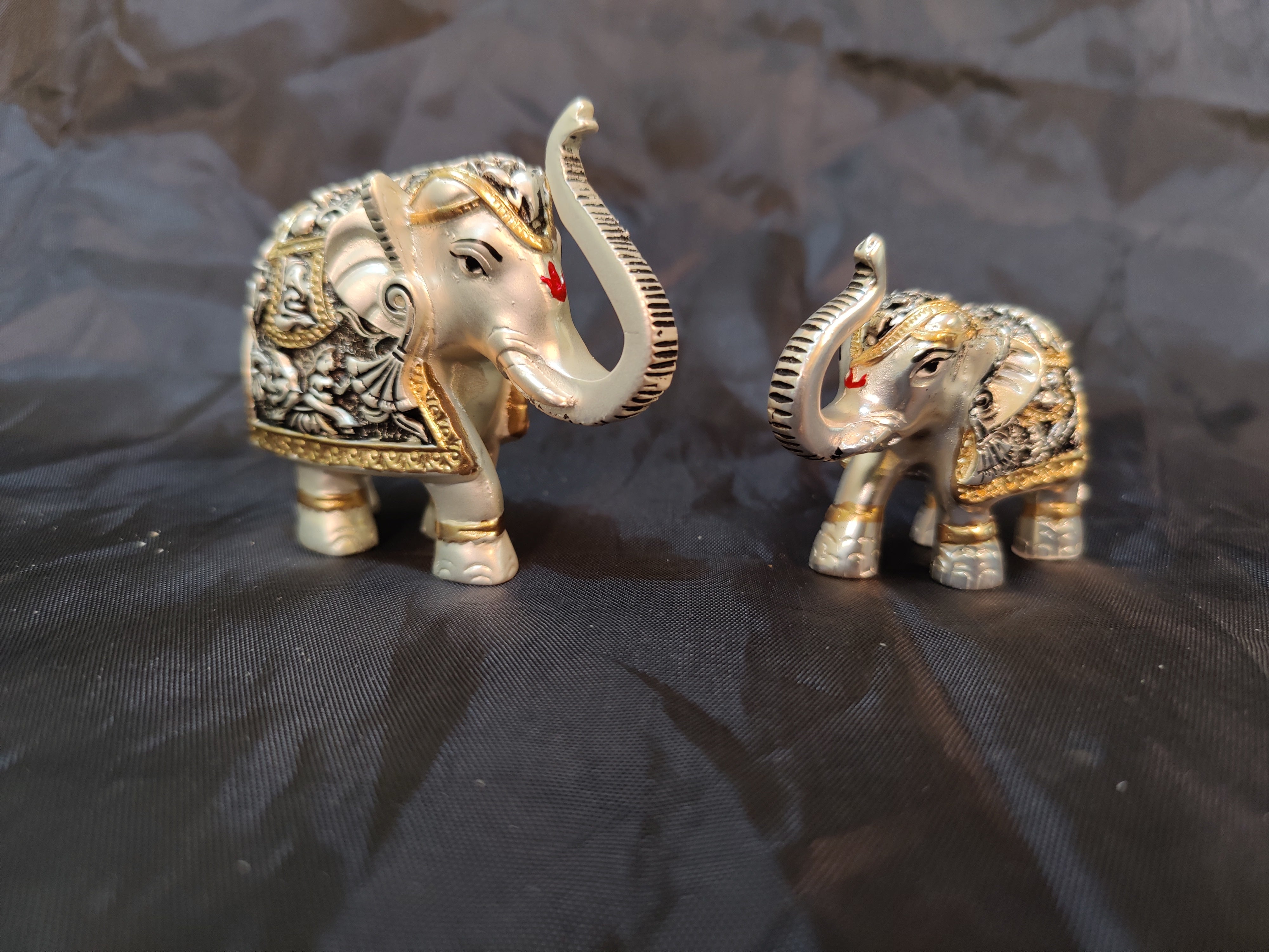 Pearl Finish Elephants 3" Pair