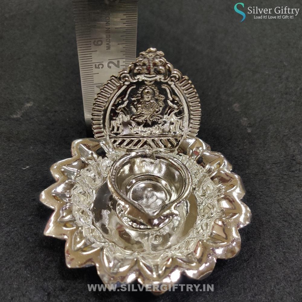 3" Kamakshi Deepam | Silver Giftry | SGT20K026