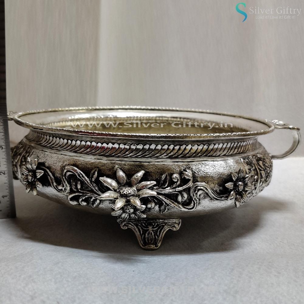 Antique 12" Urli With Handle | Silver Giftry | SGT20K060