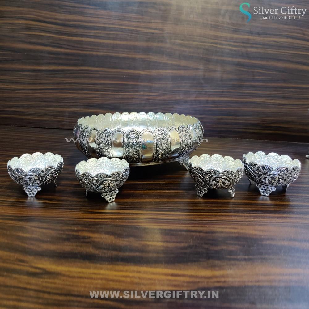 Antique Urli Bowl Set | Silver Giftry | SGT20K087