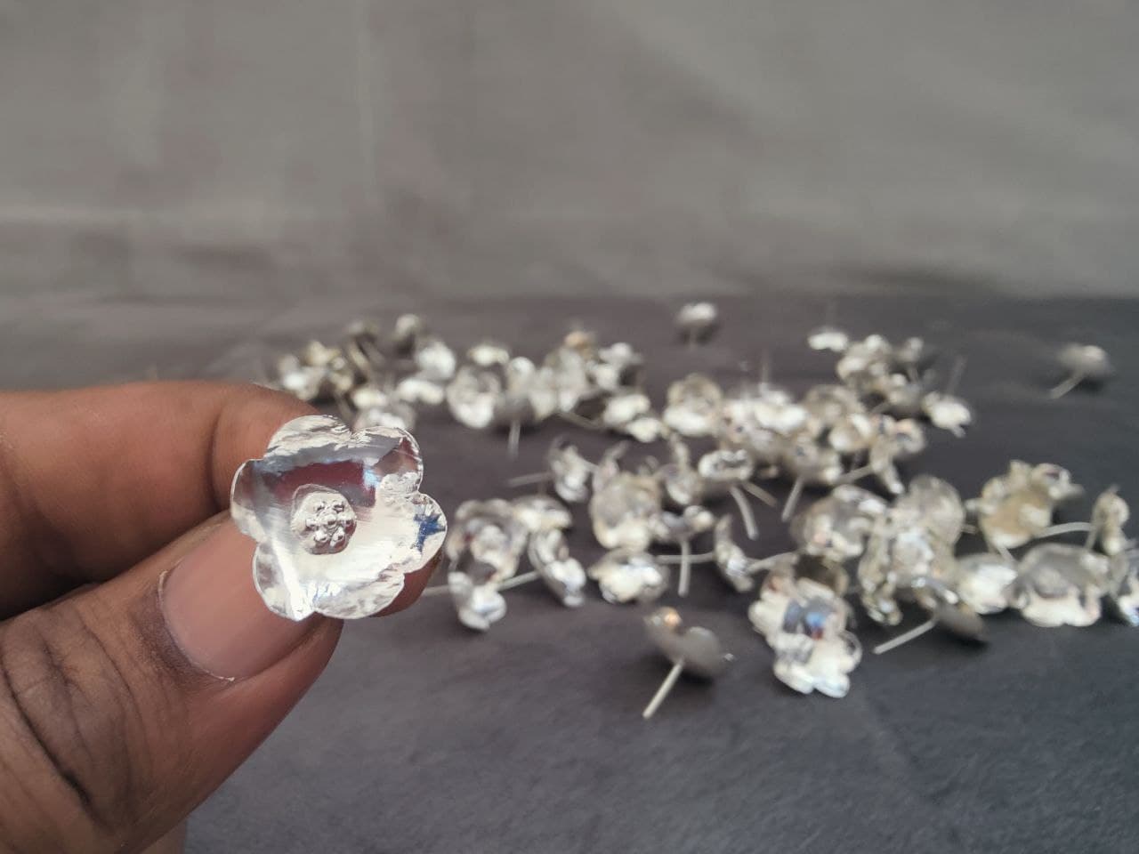 GS Lakshmi Mantra 108 Silver Big Flowers