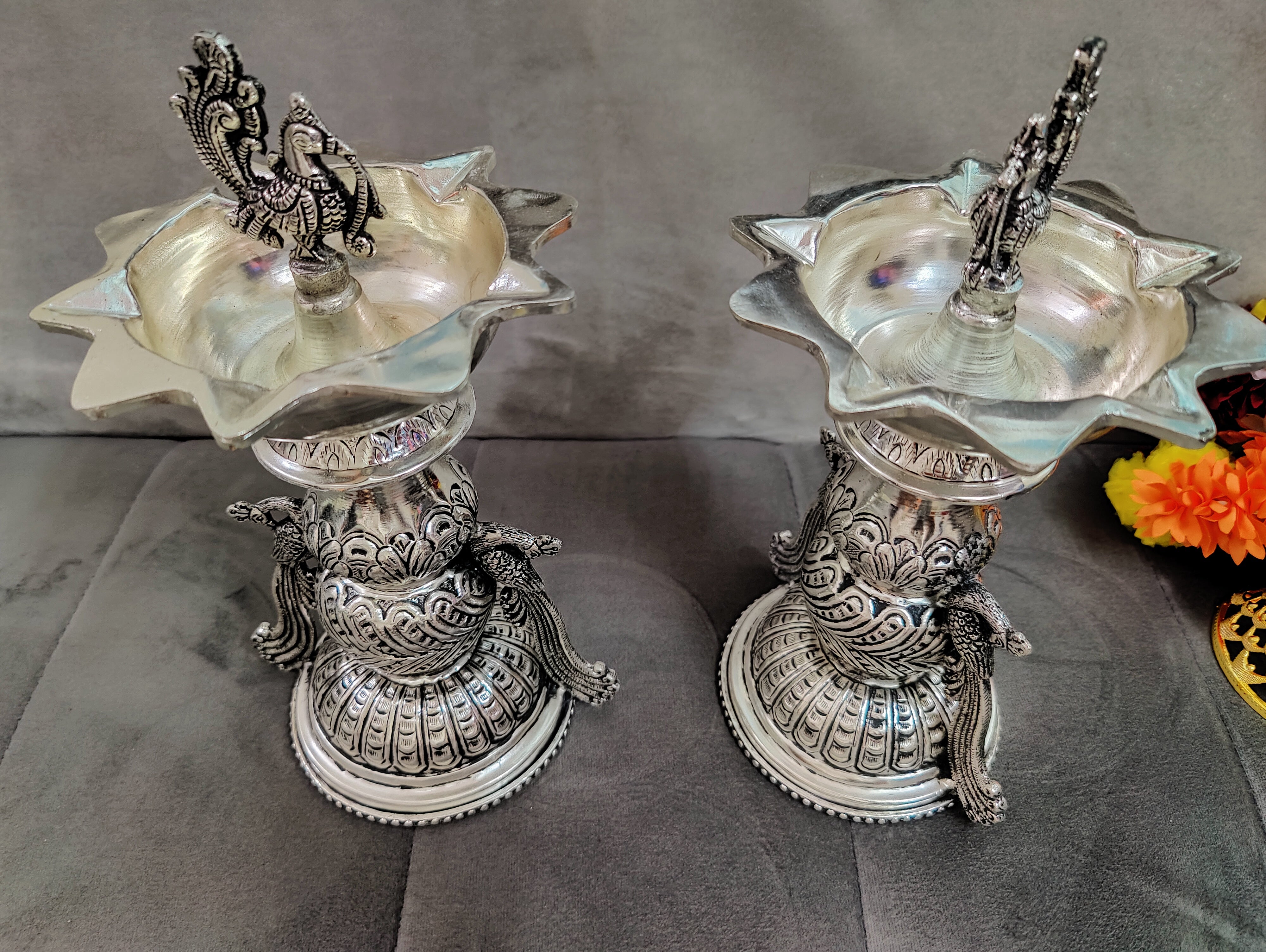 GS Antique Trio Bird Design Deepam 10"