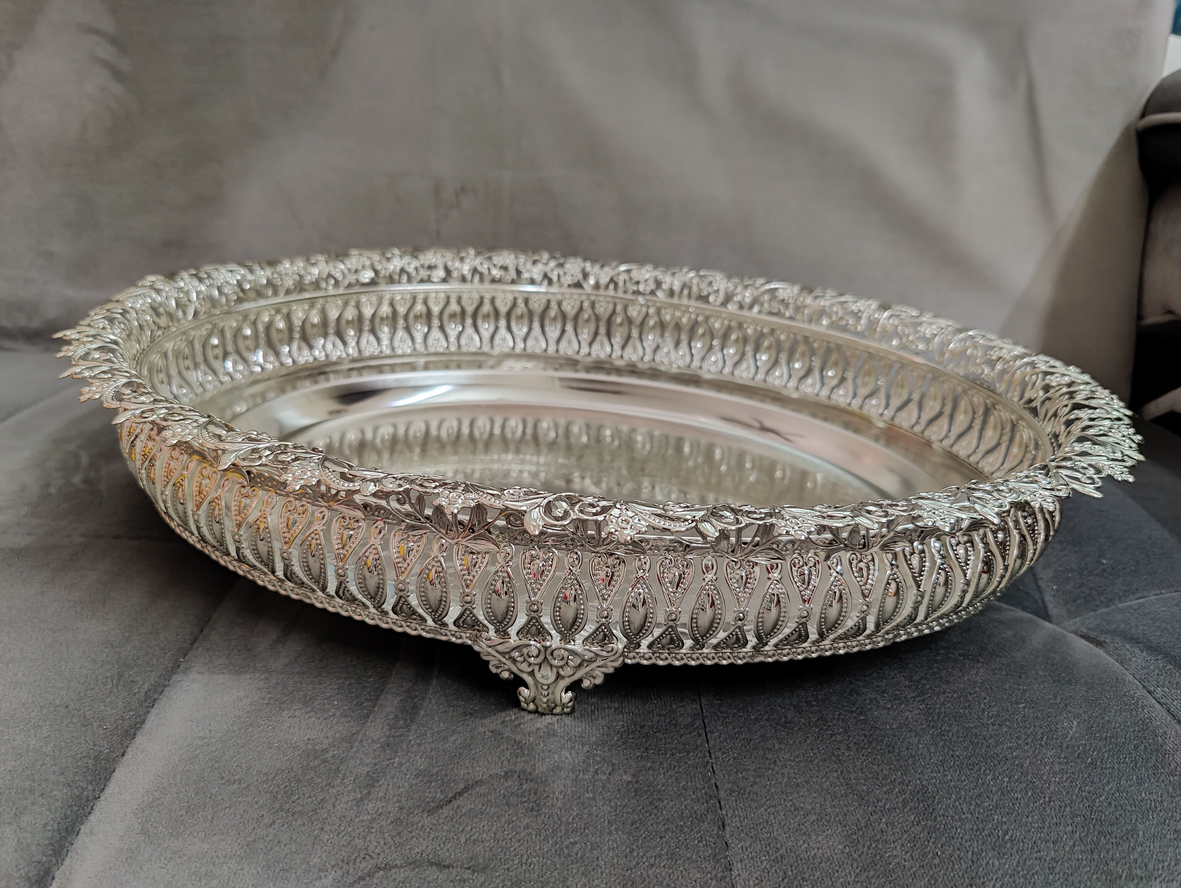 Imported GS Oval Big Size Tray 16"