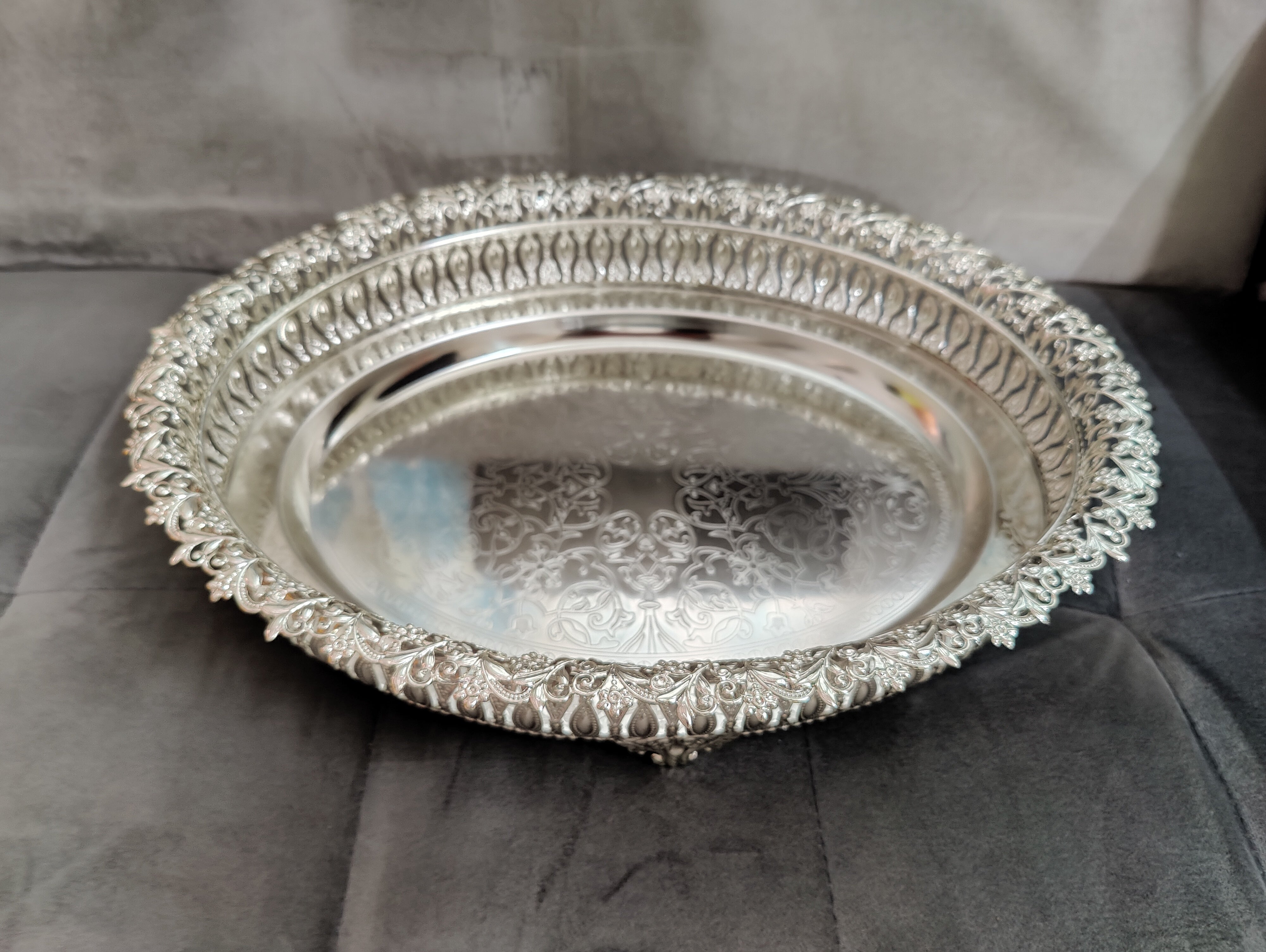 Imported GS Oval Big Size Tray 16"