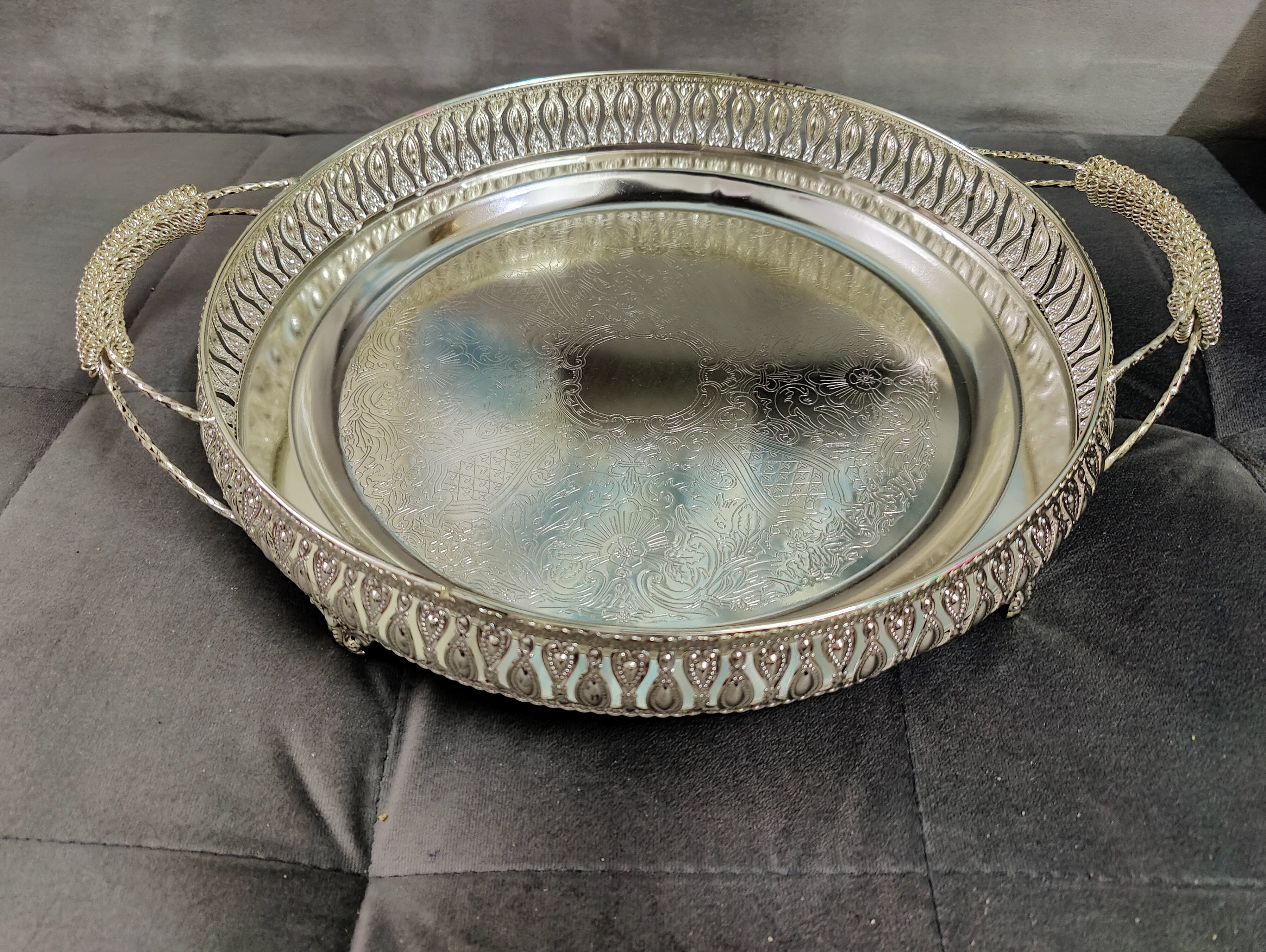 Imported GS Oval Big Size Tray 16" With Handle