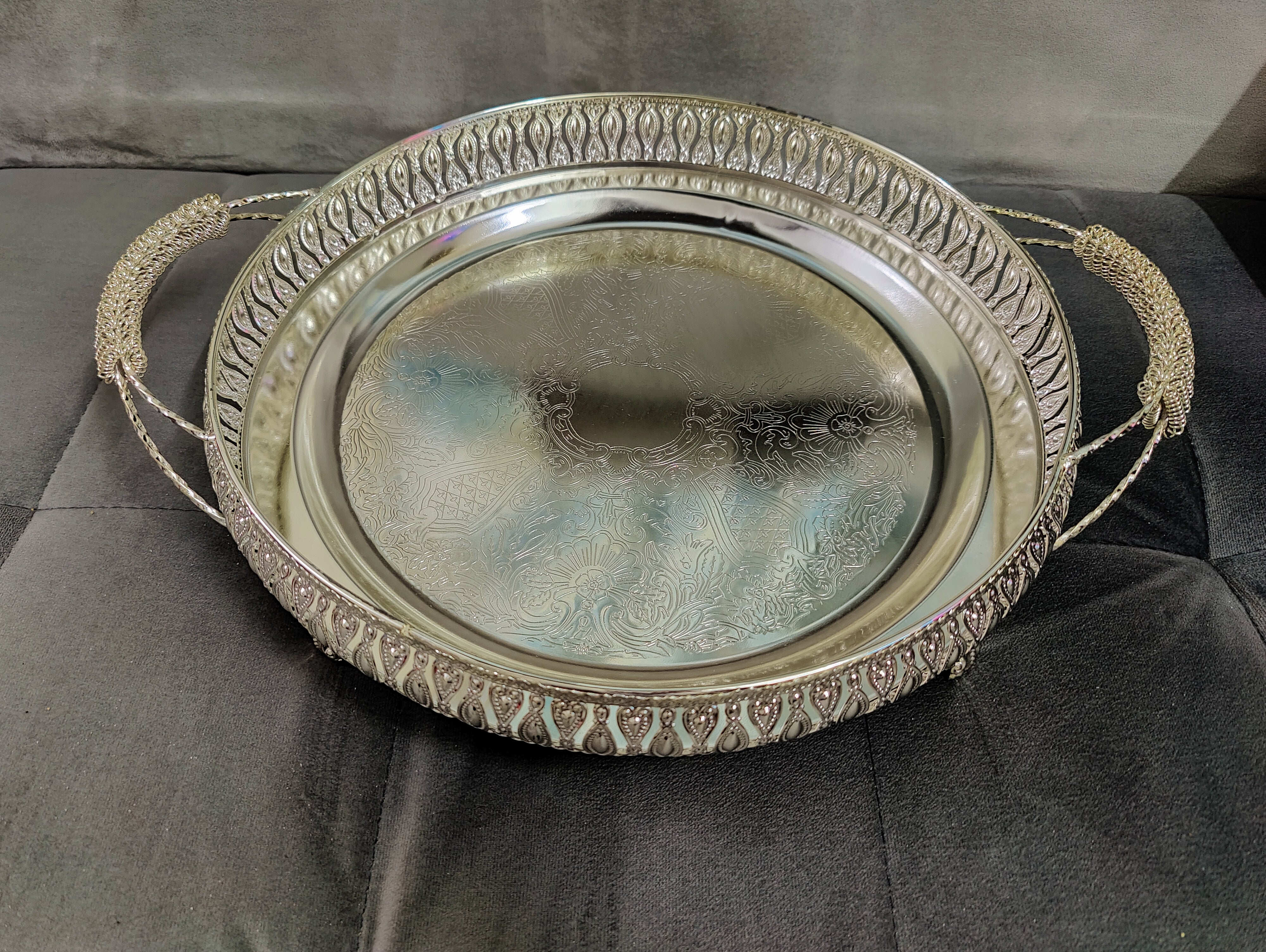 Imported GS Oval Big Size Tray 16" With Handle