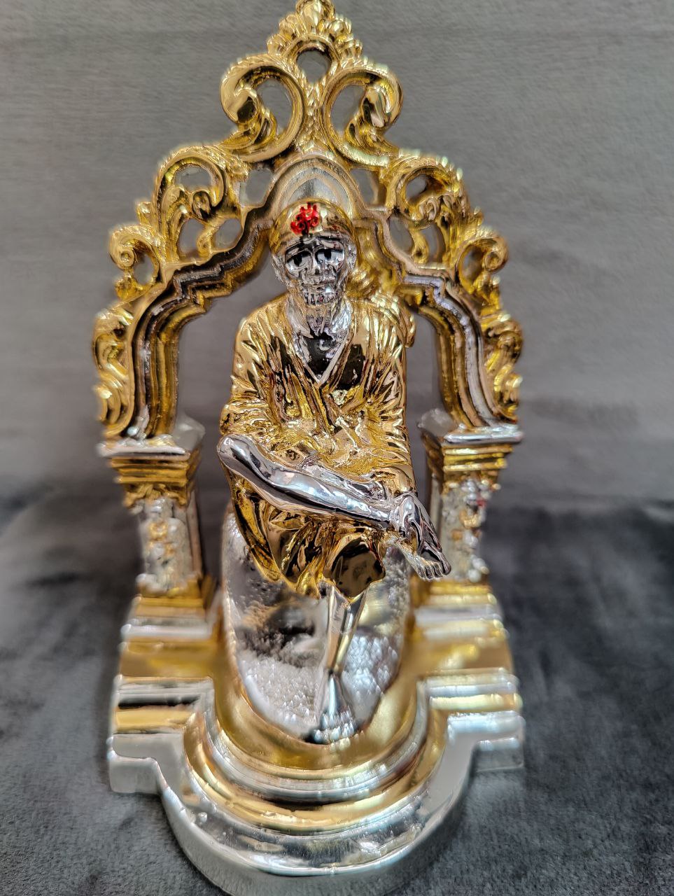 Sai Baba Idol (Gold and Silver) 5"