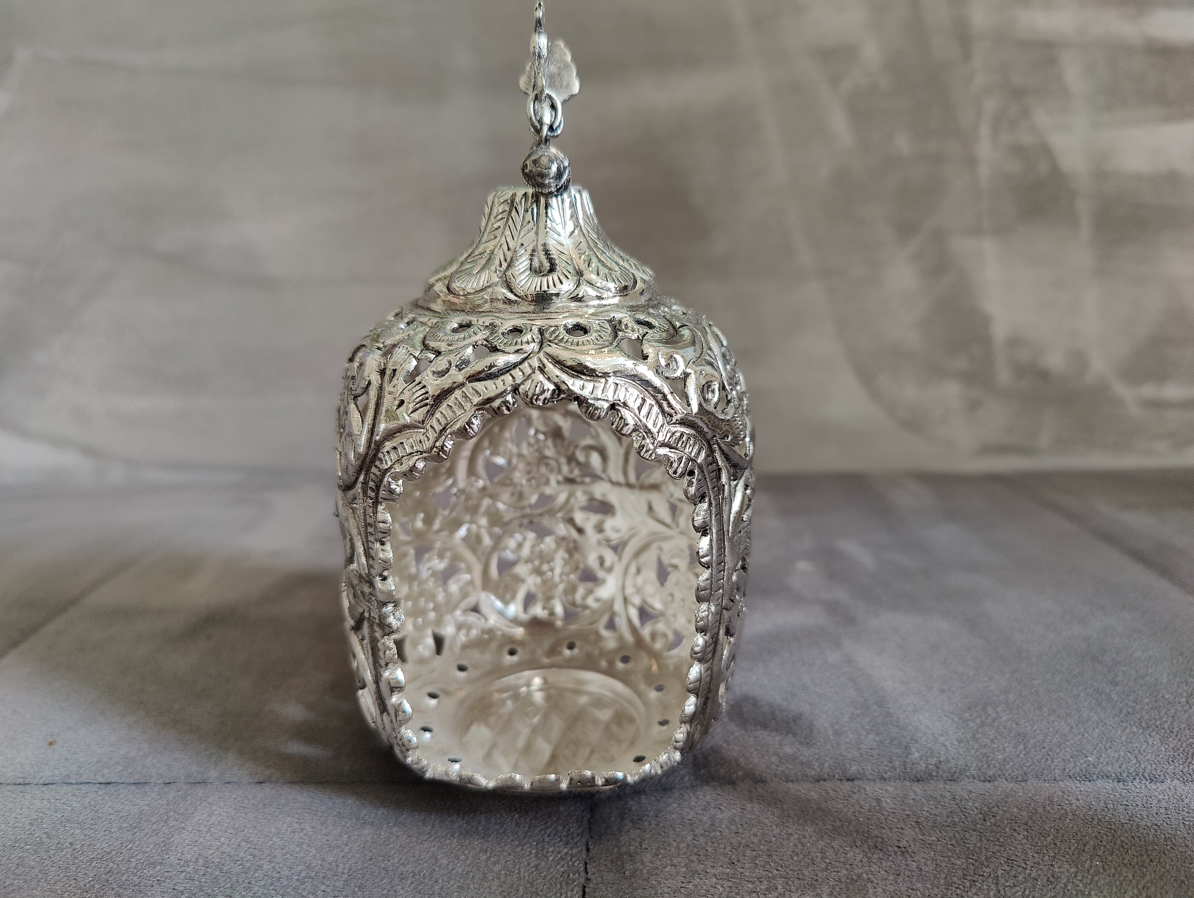 GS Antique Fancy Tealight Holder 6.5"
