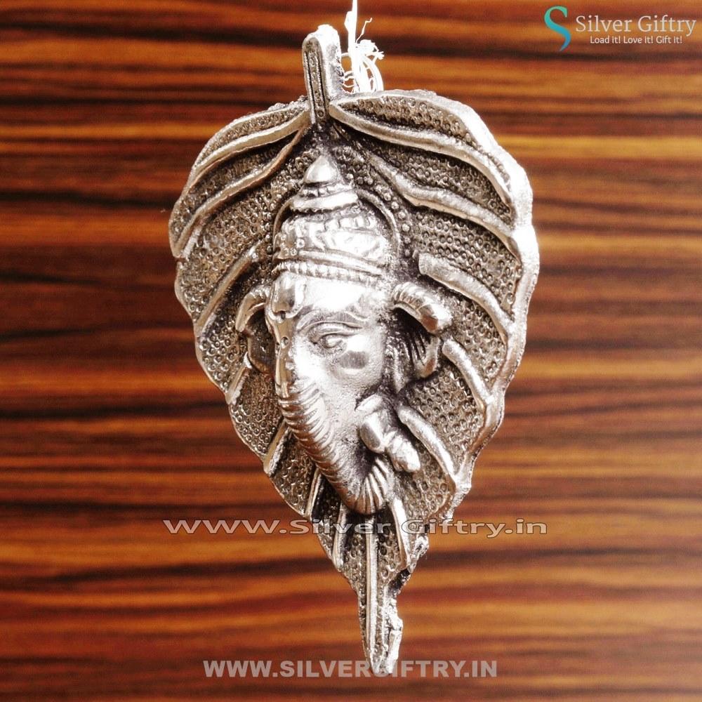Black Metal Ganesh Hanging MIni | Silver Giftry | SGT20K107
