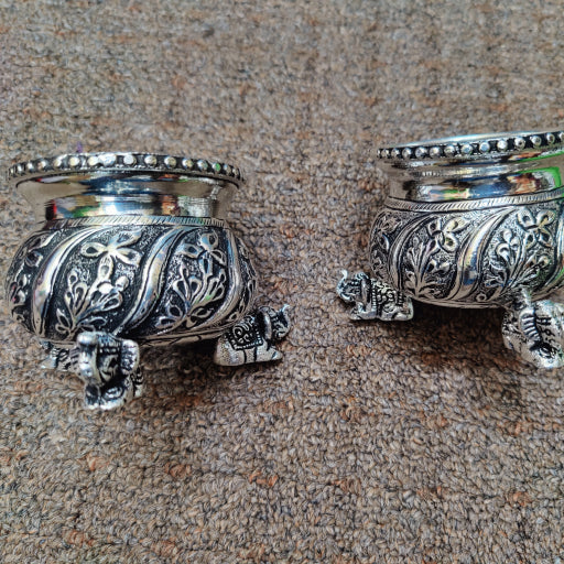 GS Antique Elephant Leg Kum Kum Bowls Pair 3"