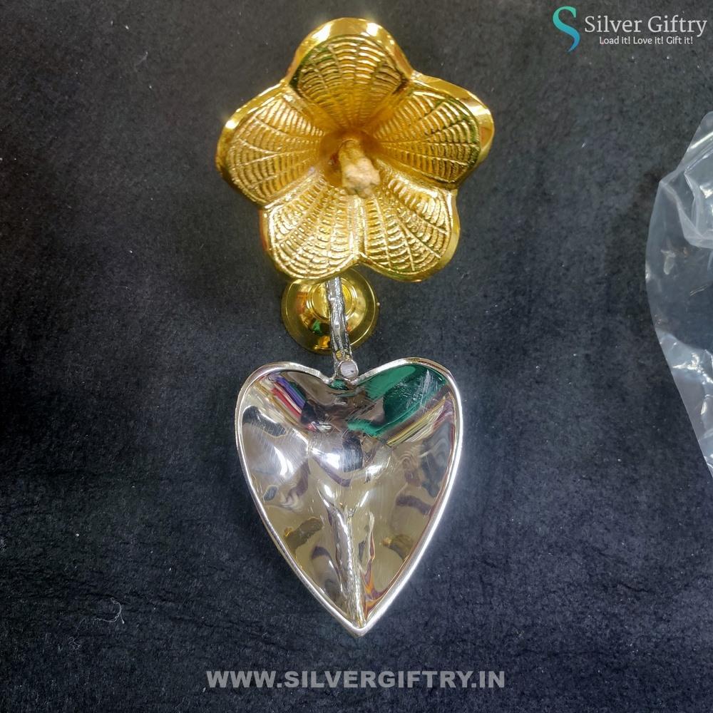 Brass Antique Aarthi Stand | Silver Giftry | SGT20K110
