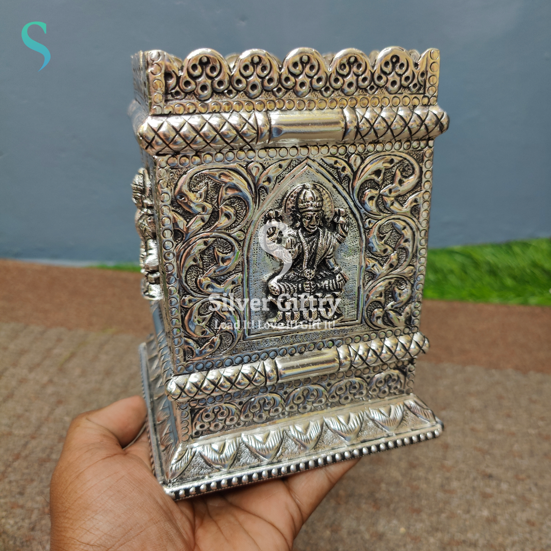 GS Antique Lakshmi Design Tulsi Pot 6/4"