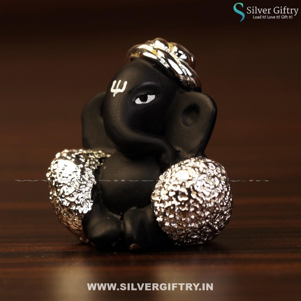 Pure Silver Cute Baby Ganesha 1 inch | Silver Giftry | SGT20K446