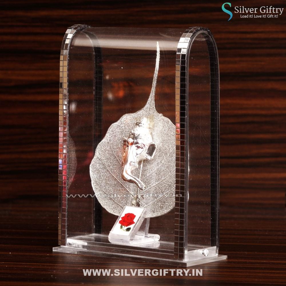 Pure Silver Leaf Ganesh Doom Idol Gift | Silver Giftry | SGT20K451