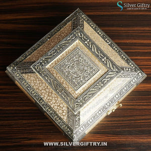 Rajwadi Dry Fruit Box | Silver Giftry | SGT20K459