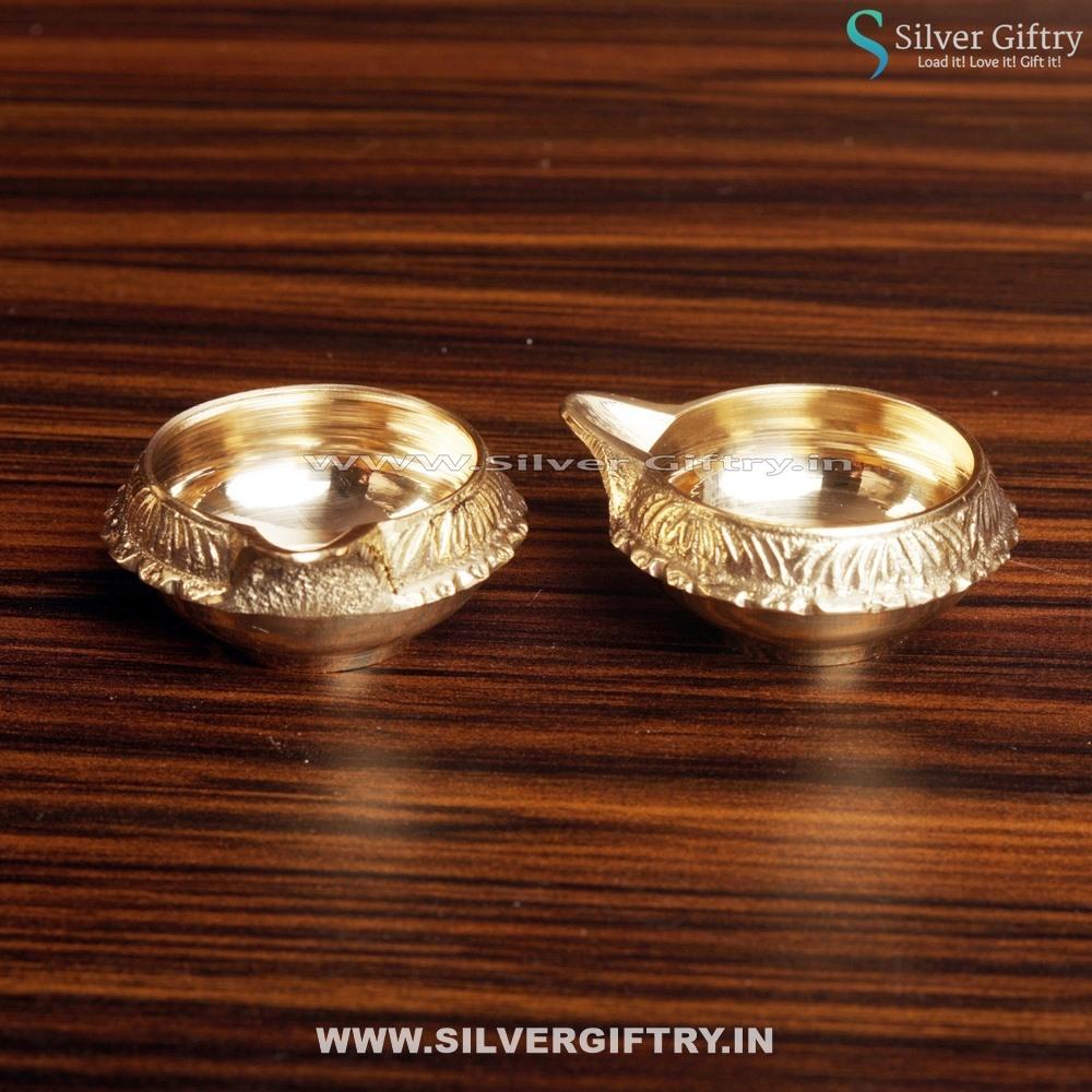 Tiny Brass Kubera Deepa Small Size | Silver Giftry | SGT20K482