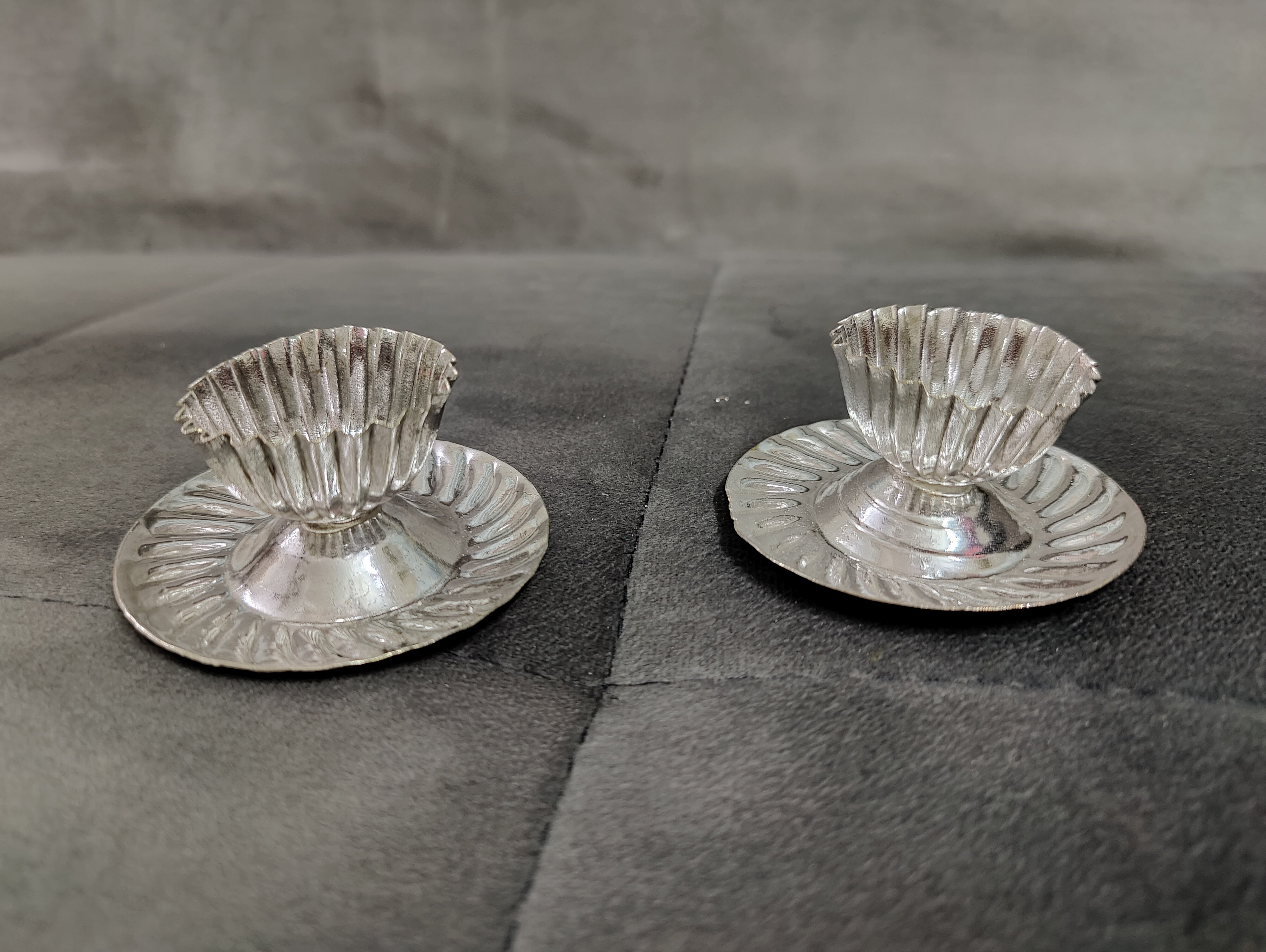 GS KUM KUM BOWLS PAIR 3"